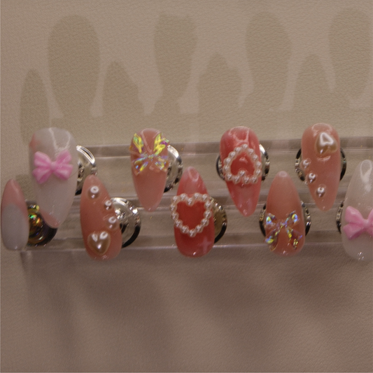 In a Neat Bow- Press ons nails