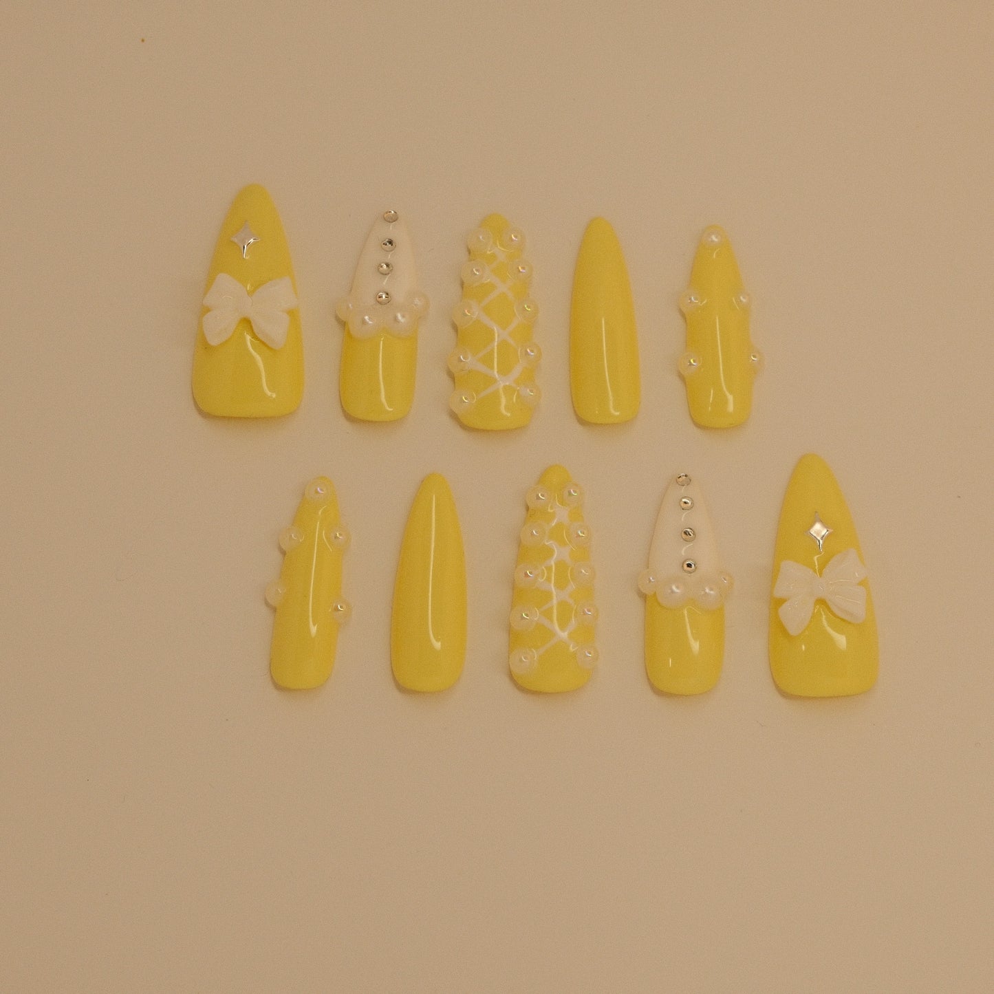 Yellow Bow- Press ons nails
